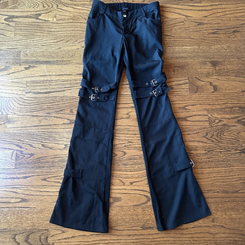 NWT NO VACANCY Black Buckled Cargo Pants Sz Large